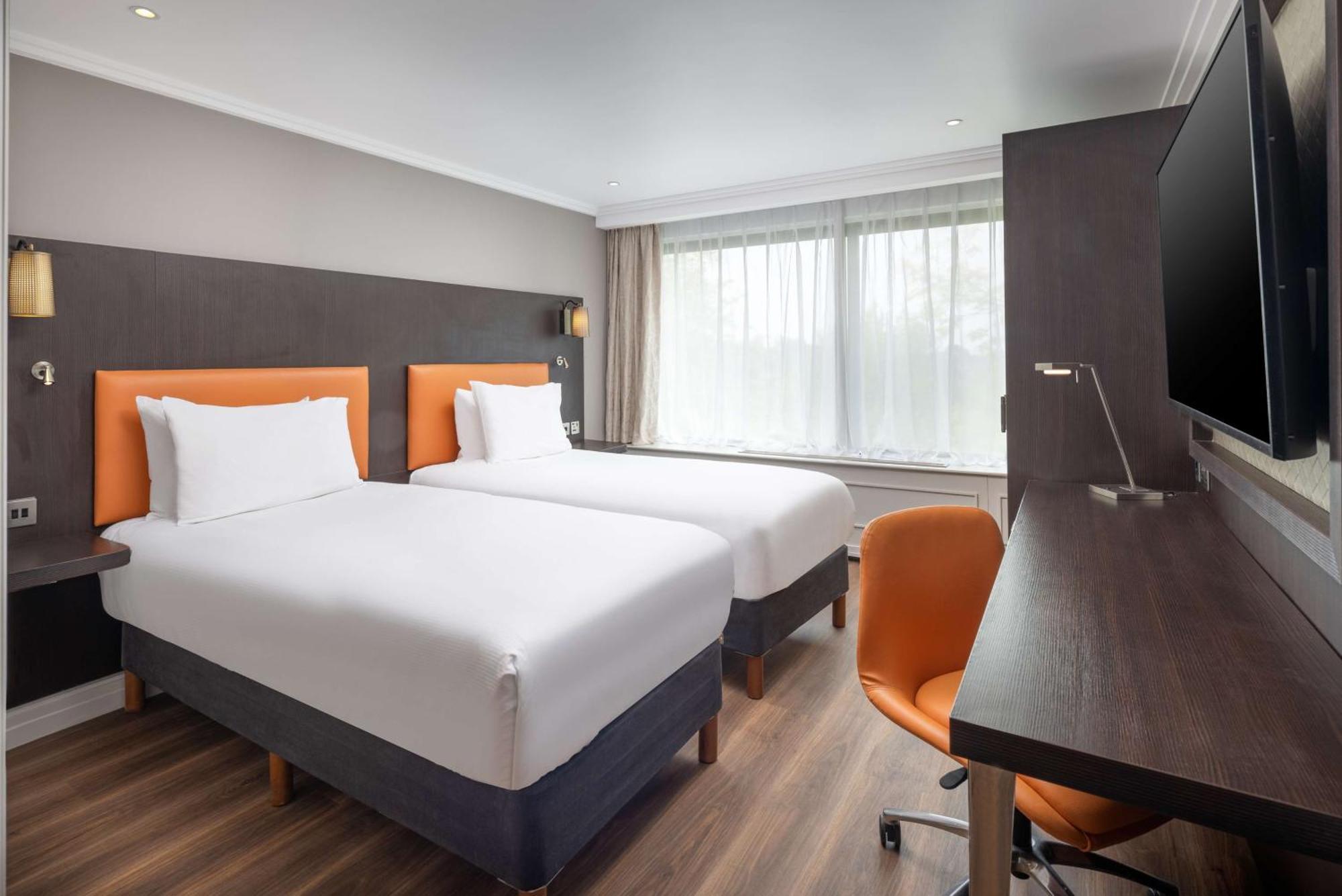 Doubletree By Hilton London - Hyde Park Hotel Buitenkant foto